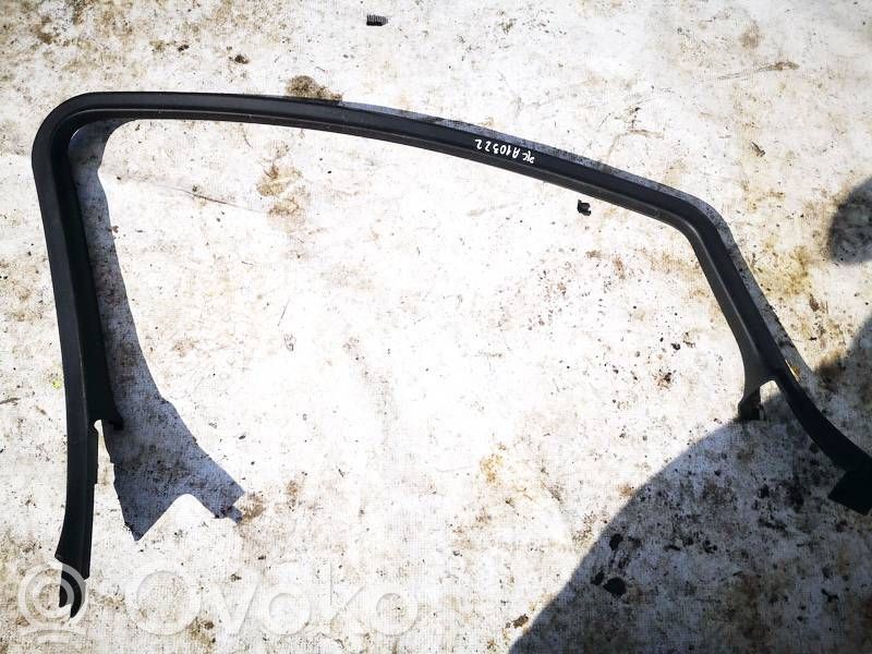 Opel Astra J Verkleidung Türfenster Türscheibe vorne