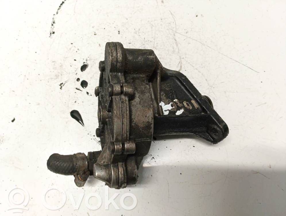 Audi 100 S4 C4 Pompa a vuoto 