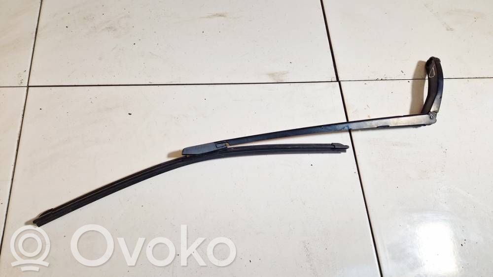 Audi A6 S6 C6 4F Braccio della spazzola tergicristallo anteriore 