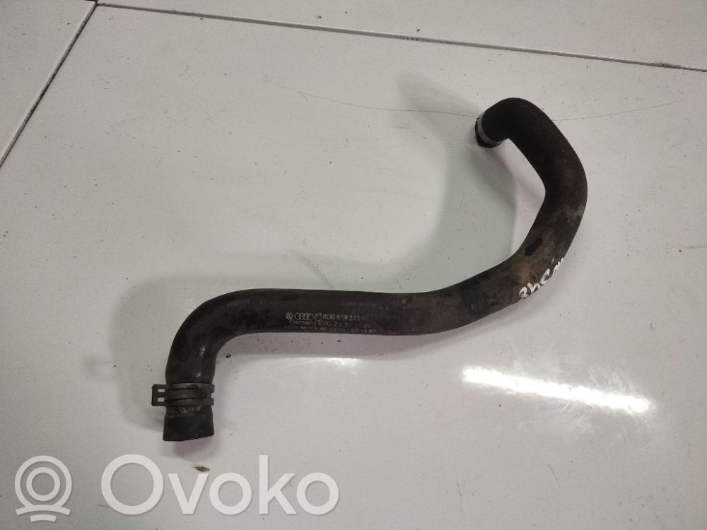 Audi A4 S4 B5 8D Conductă/furtun lichid de răcire motor 