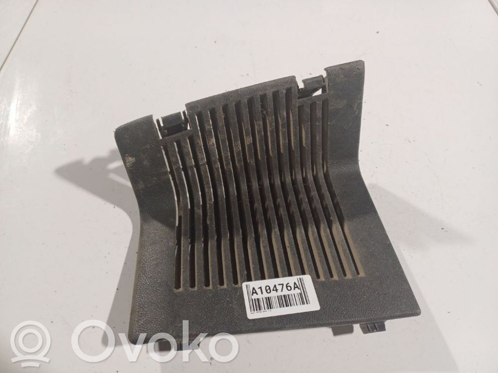 Opel Astra H Kita salono detalė 
