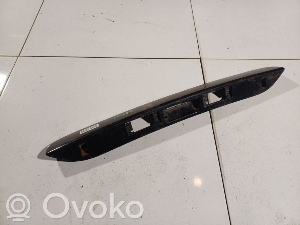 Chrysler Voyager Éclairage de plaque d'immatriculation 