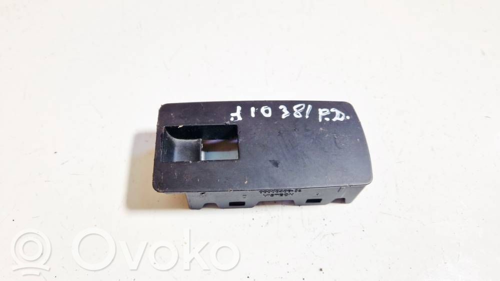 Opel Insignia A Rivestimento pulsantiera finestrino della portiera anteriore 