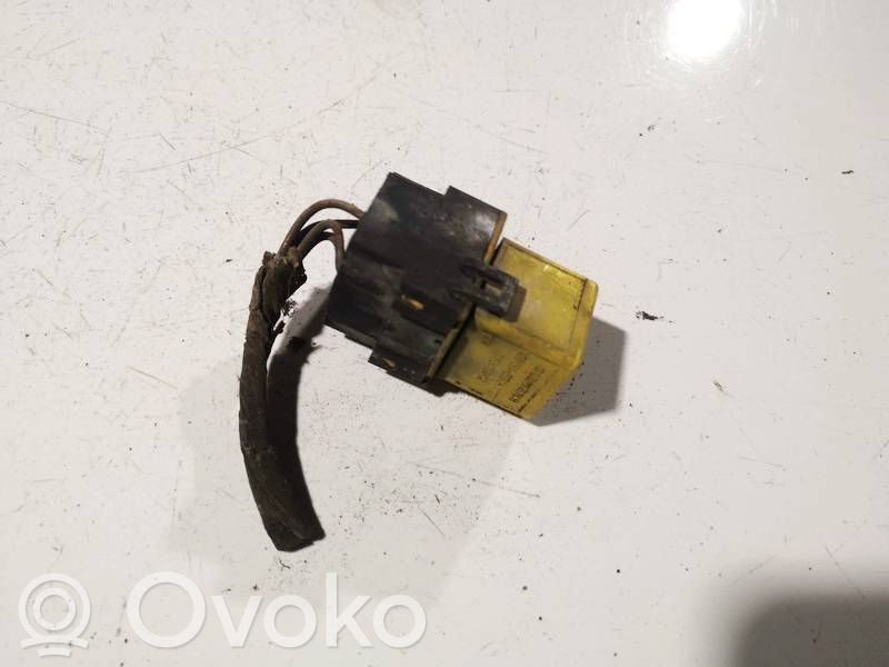 Alte relee   V23134B52X127,V23134B52X127,V23134B52X127,V23134B52X127
