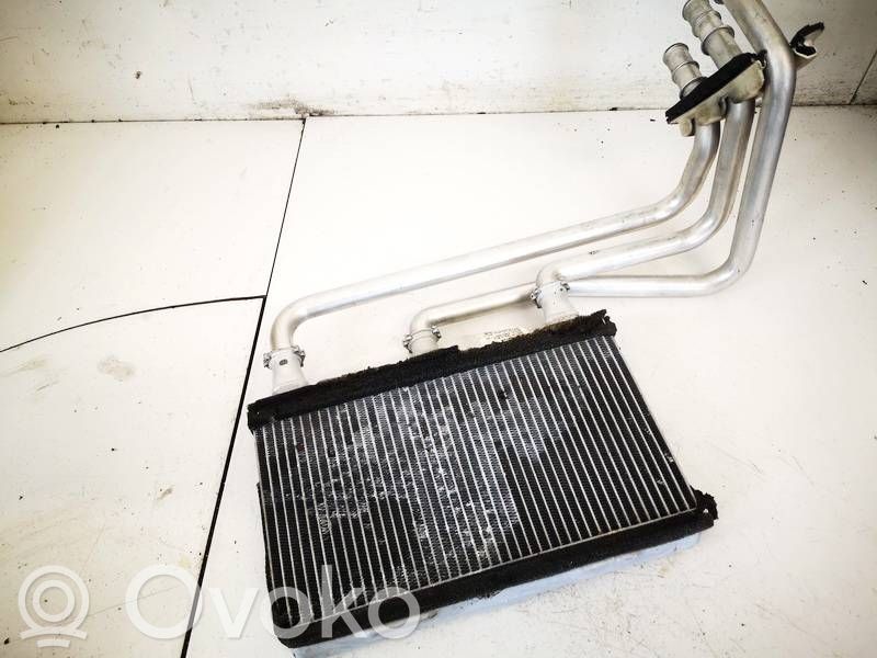 Mazais radiators   B8728,B8728