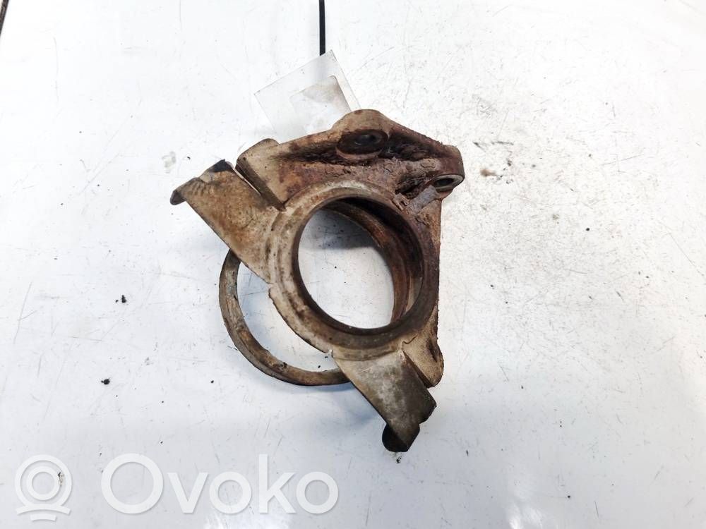 Mazda 2 Engine mounting bracket 