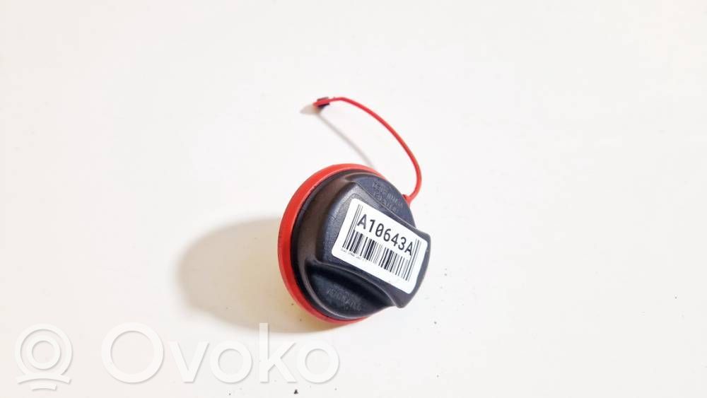 Opel Combo C Tappo del serbatoio del carburante