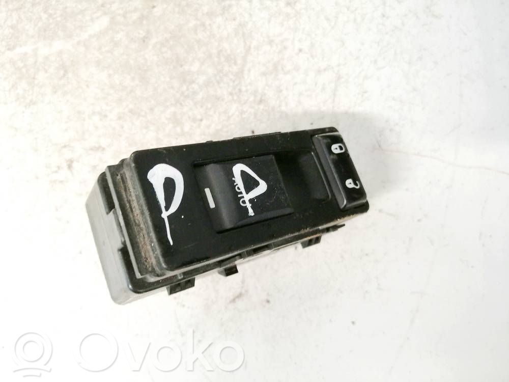 Jeep Grand Cherokee (WK) Electric window control switch 