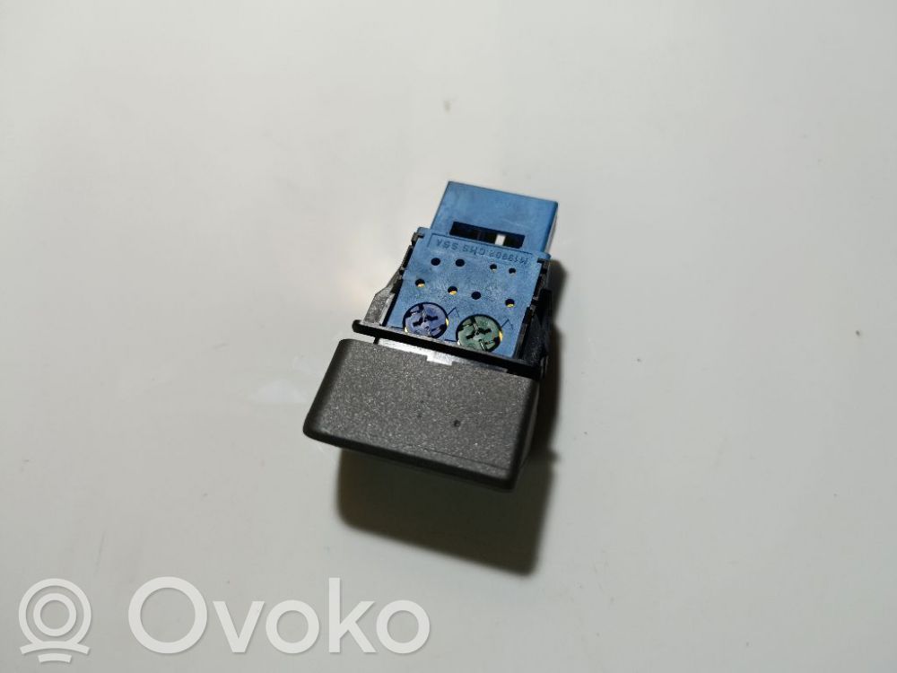 Hazard light switch   HD26,HD26,HD29,M19620,S3N5