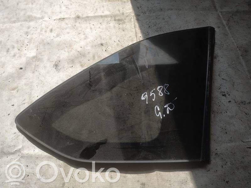 Honda FR-V Geam lateral spate 