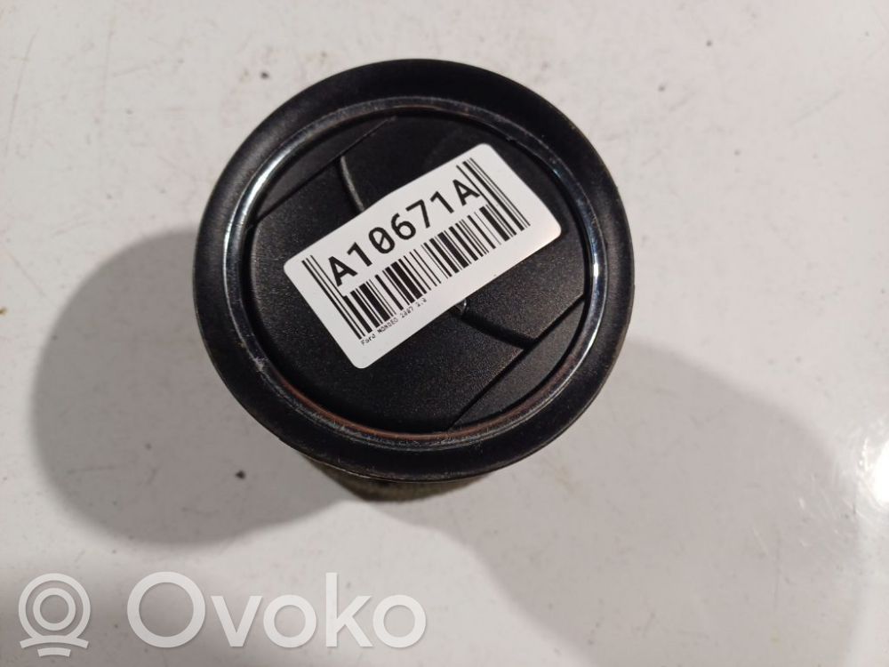 Ford Mondeo Mk III Griglia di ventilazione centrale cruscotto