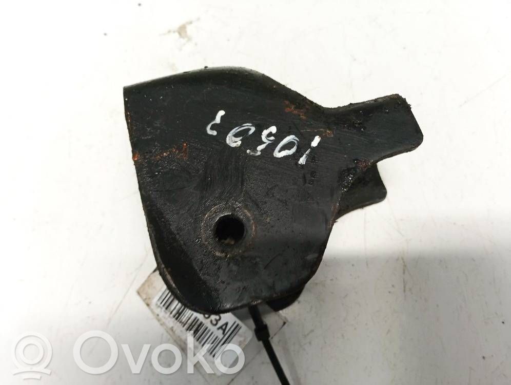 Peugeot 4007 Engine mounting bracket 