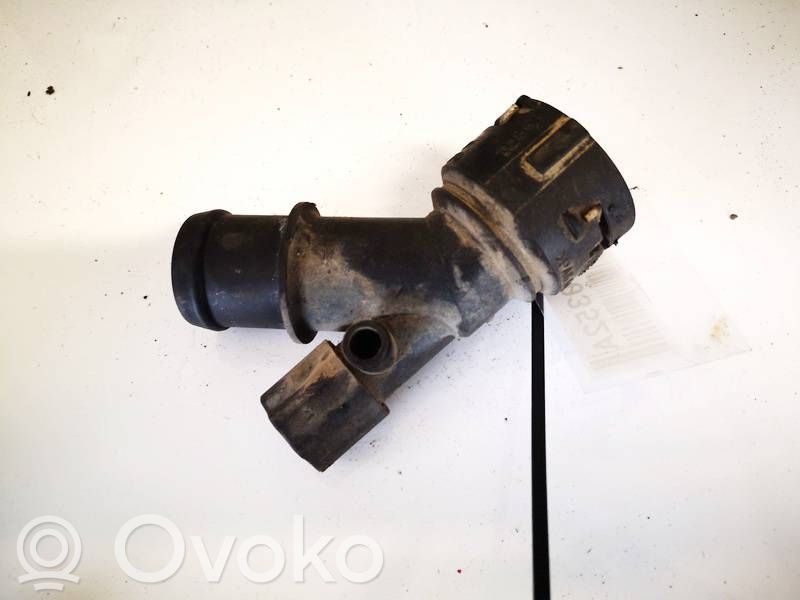 Skoda Roomster (5J) Conductă/furtun lichid de răcire motor 