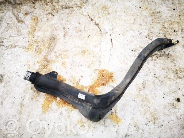Opel Zafira B Tubo e bocchettone per riempimento serbatoio del carburante