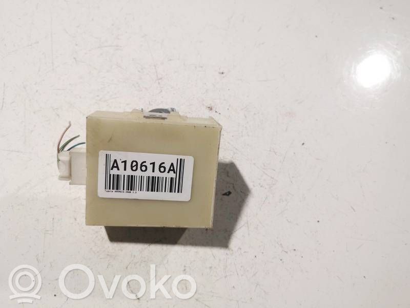 Toyota Avensis T250 Centralina/modulo portiere 
