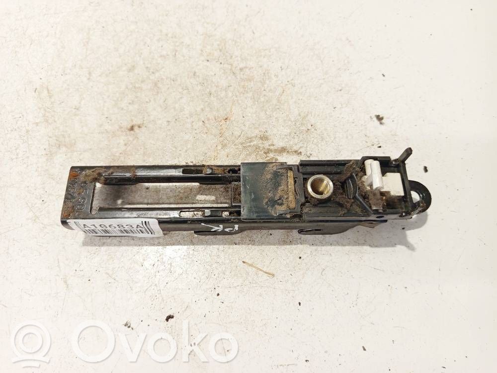 Volkswagen PASSAT B5.5 Guida di regolazione della cintura di sicurezza 