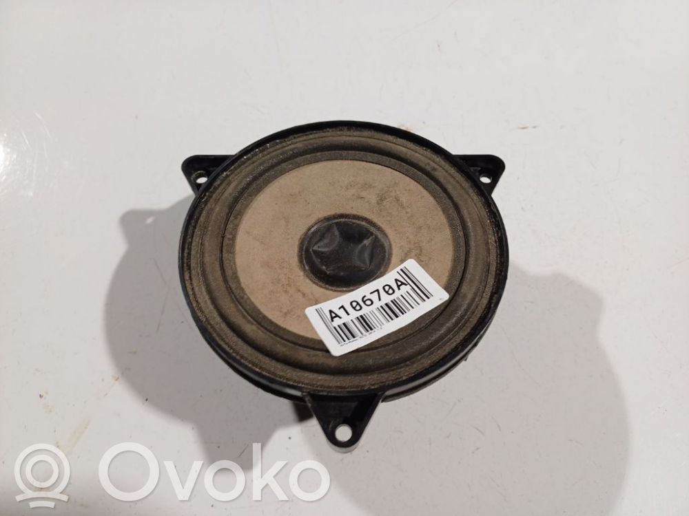 Alfa Romeo Mito Etuoven kaiutin 