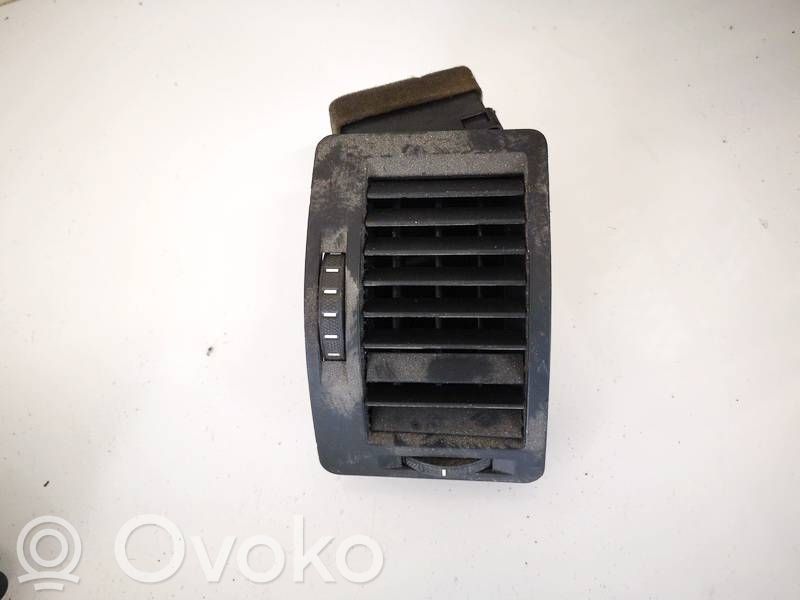 Skoda Octavia Mk2 (1Z) Grille d'aération centrale