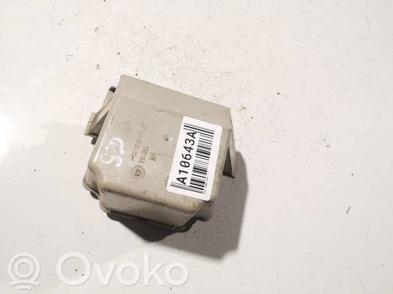Opel Combo C Otros repuestos del interior 