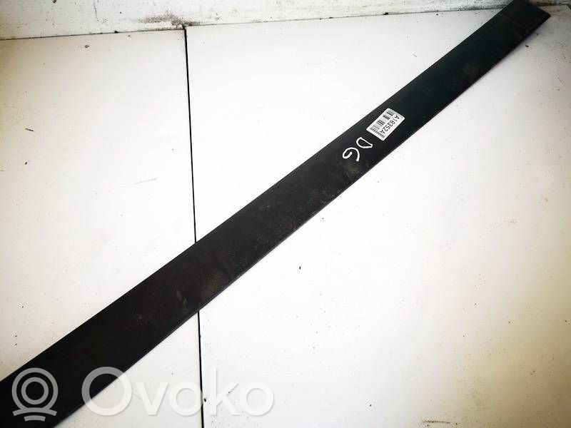Skoda Roomster (5J) Rivestimento portiera posteriore (modanatura) 