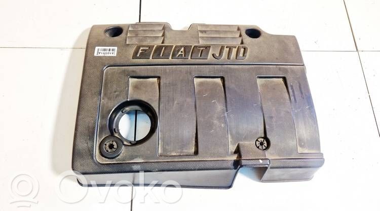 Fiat Stilo Motorabdeckung 