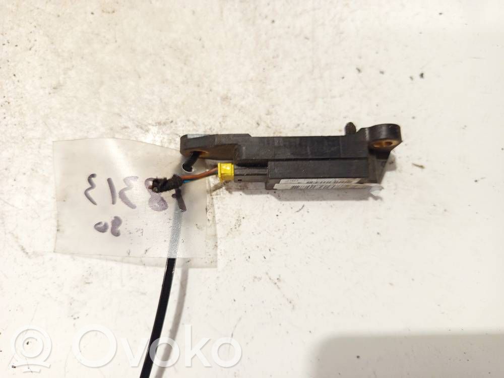 Mercedes-Benz C W203 Sensore d’urto/d'impatto apertura airbag 