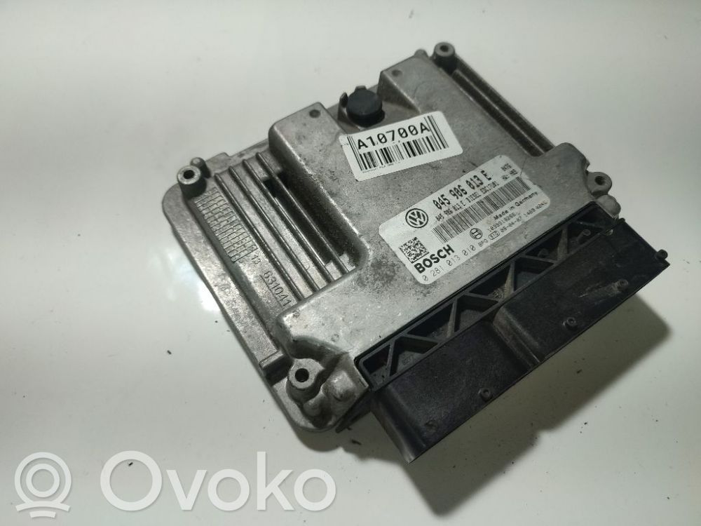 Volkswagen Polo IV 9N3 Unidad de control/módulo del motor 
