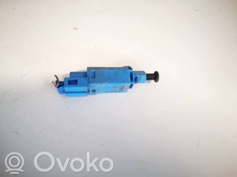 Volkswagen Golf III Czujnik pedału hamulca / stopu 