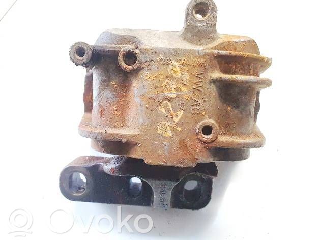 Volkswagen Golf V Supporto di montaggio del motore