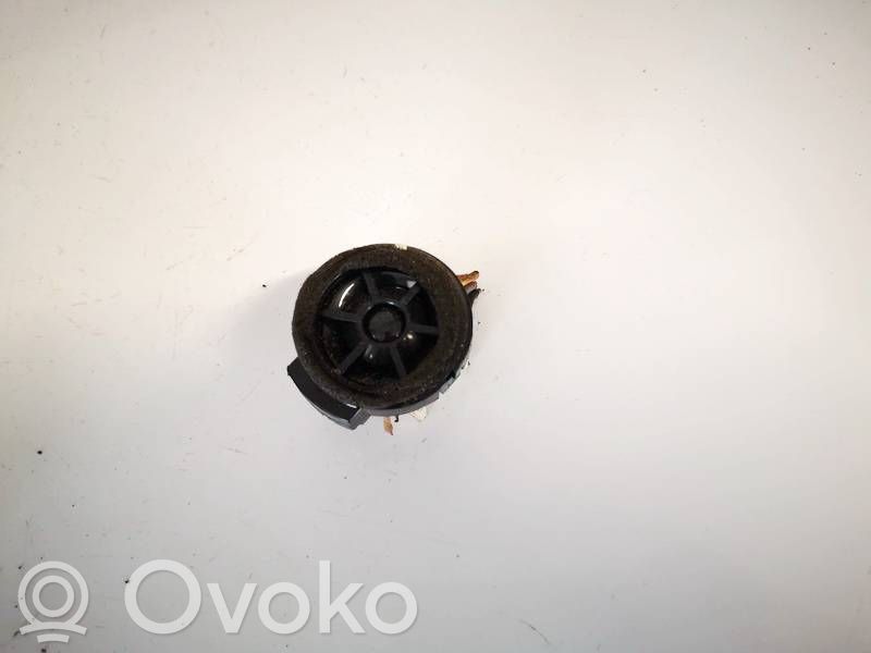 Toyota Corolla Verso AR10 Altavoz de la puerta delantera 