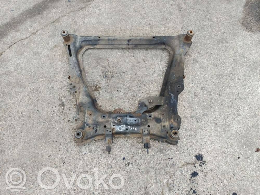 Nissan Juke I F15 Rama pomocnicza przednia 
