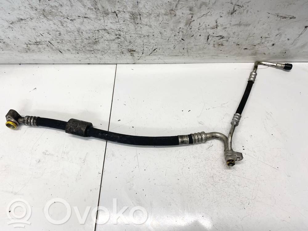 BMW 3 E90 E91 Conductă/furtun aer condiționat (A/C) 