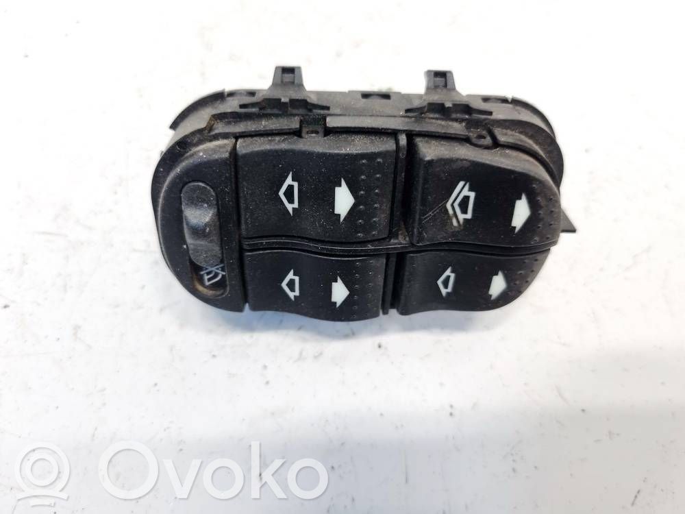 Ford Focus Interruptor del elevalunas eléctrico 