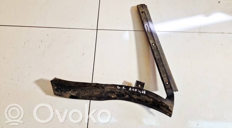 Volkswagen PASSAT B5 Staffa di rinforzo montaggio del paraurti posteriore 