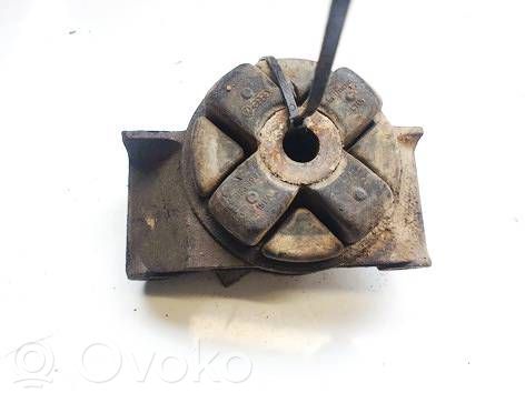 Engine mount bracket   893399151A,893399151A