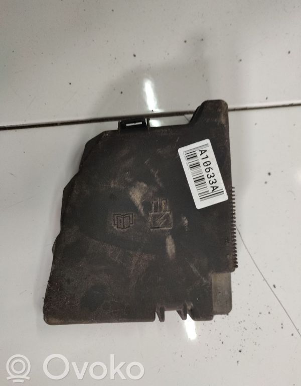 Ford Fiesta Coperchio scatola dei fusibili 