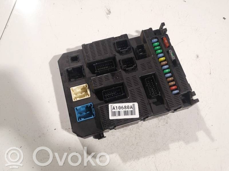 Citroen C4 I Module confort 