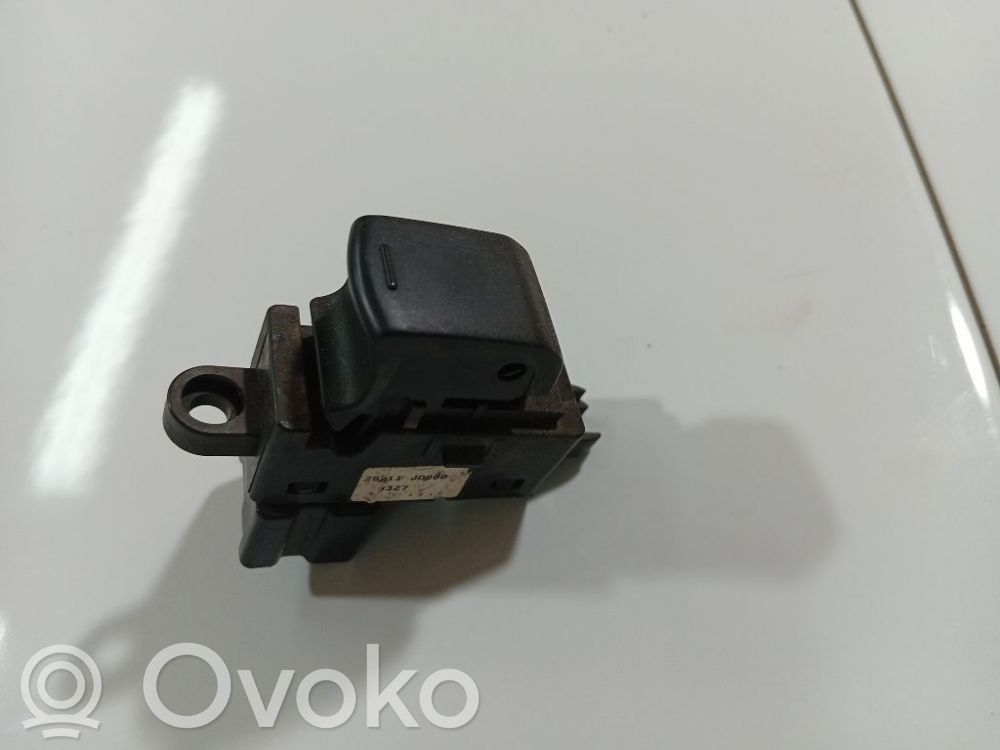 Nissan Qashqai Comutator comandă geamuri electrice 