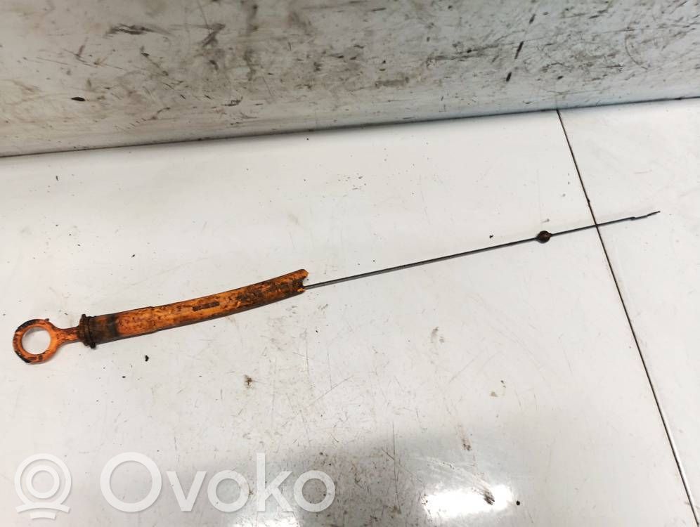 Audi A4 S4 B5 8D Asta di controllo livello olio 