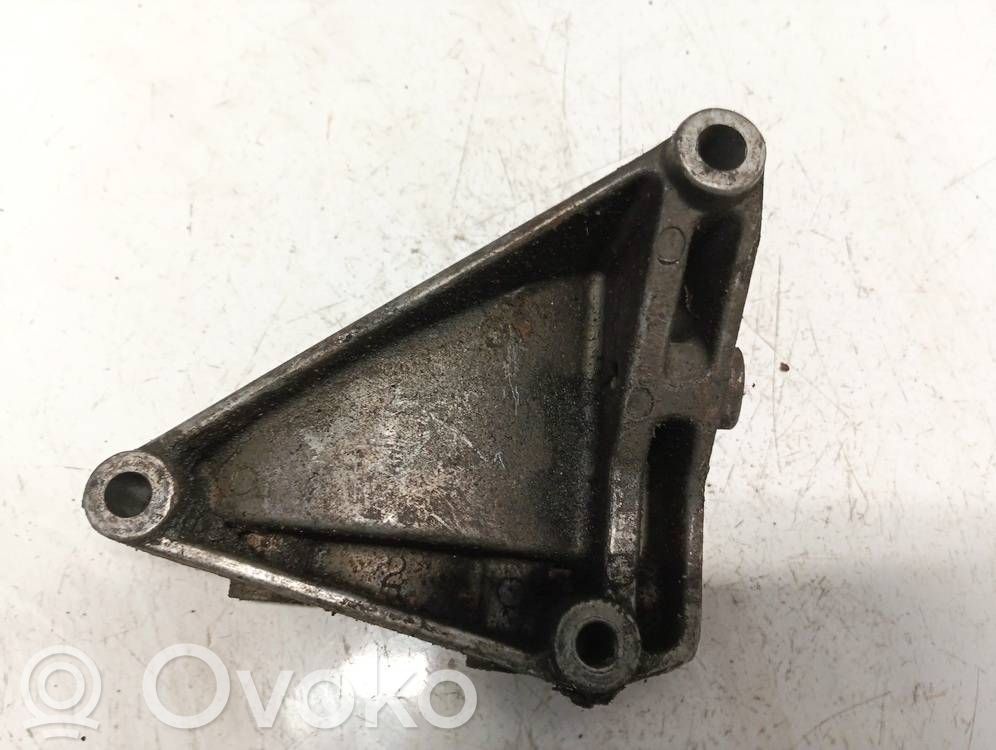 Engine mounting bracket   4754263,4754263