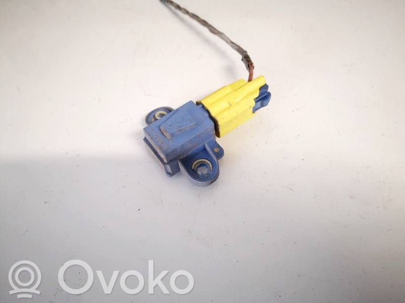 Volkswagen PASSAT B6 Czujnik uderzenia Airbag