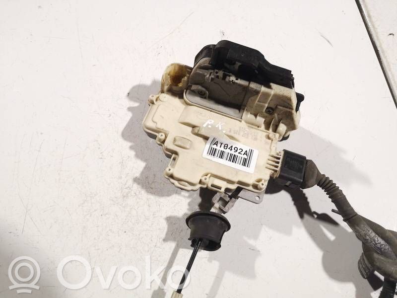 Etuoven lukko   4F1837015,4F1837015