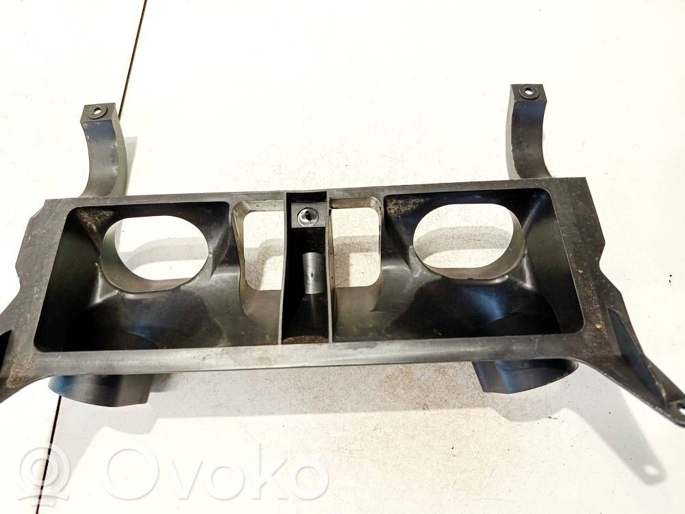 Volvo XC90 Oro paėmimo kanalo detalė (-ės) 