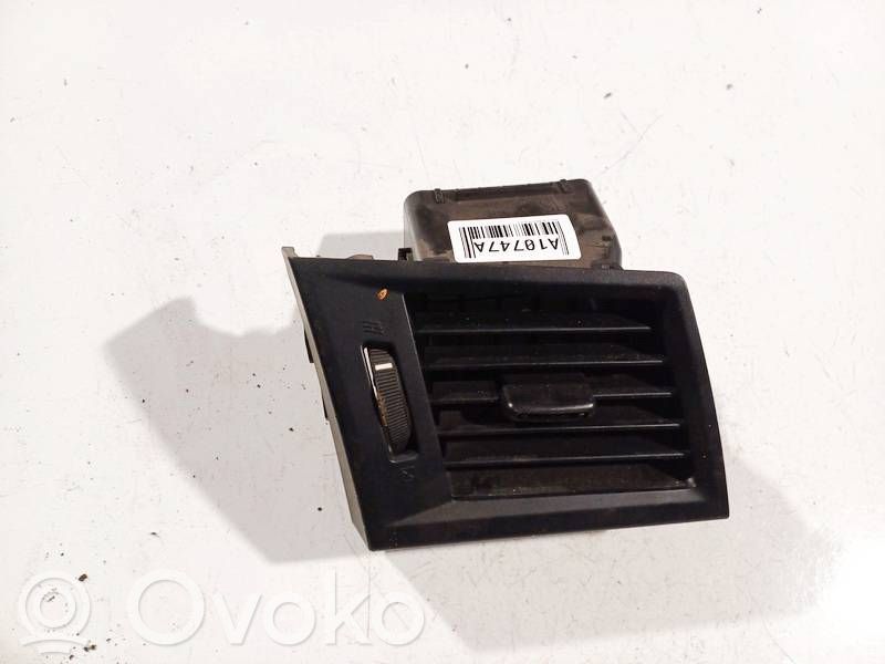 Subaru Outback Rejilla de ventilación central del panel 