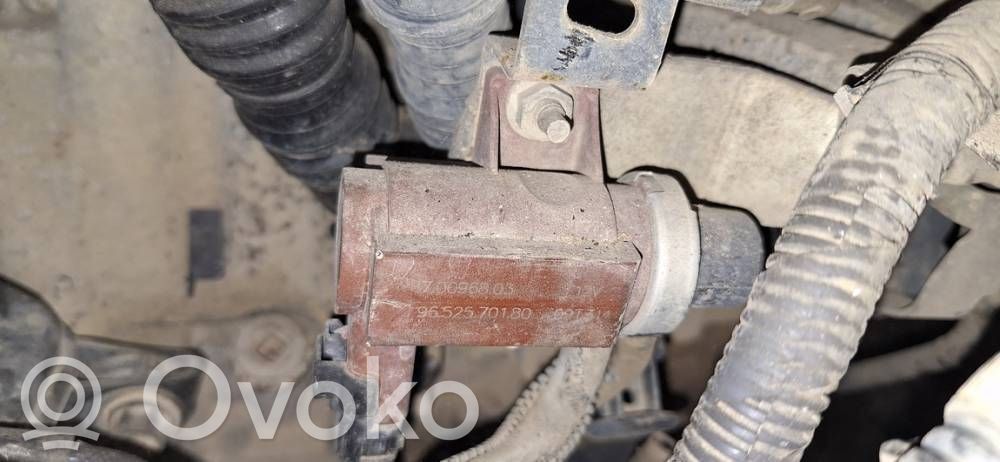 Mazda 3 II Solenoid supapă turbosuflantă 