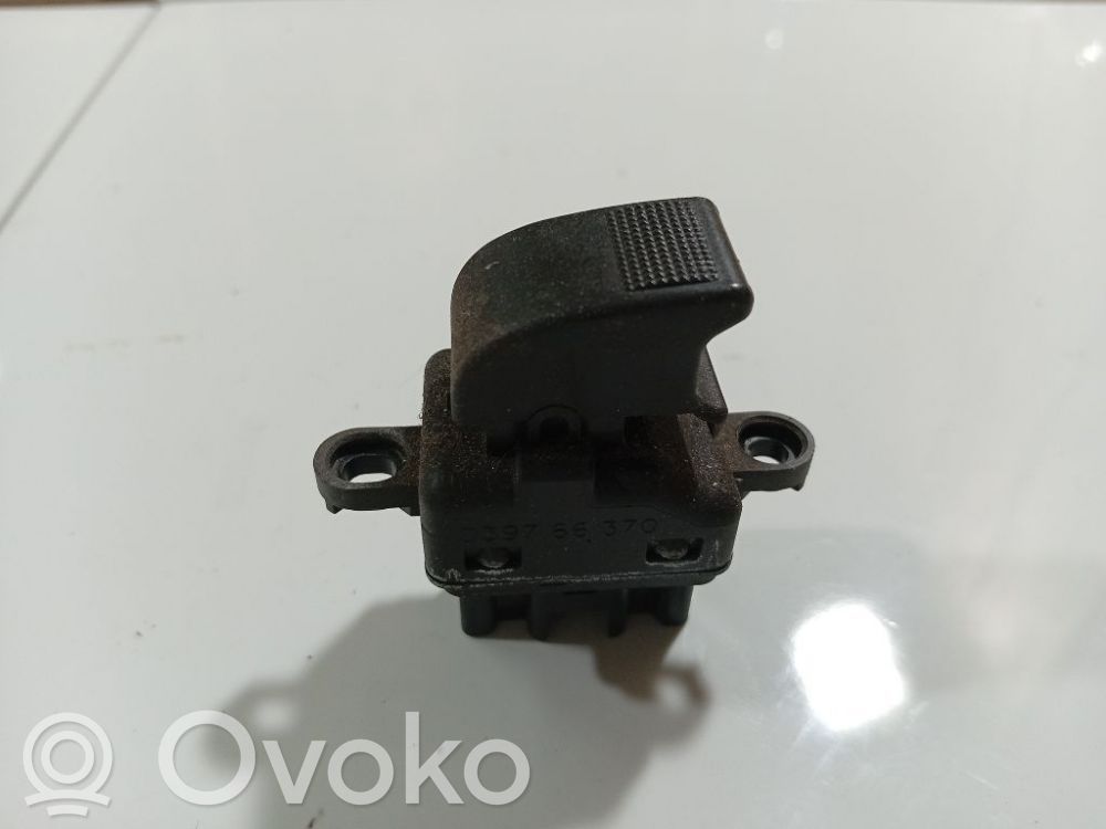 Interruptor del elevalunas eléctrico   D39766370,03036000,D39766370