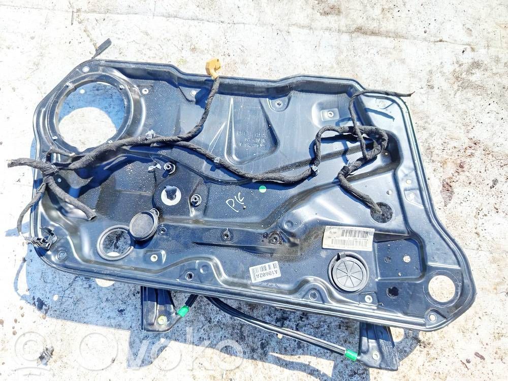 Volkswagen Golf IV Alzacristalli elettrico della portiera anteriore