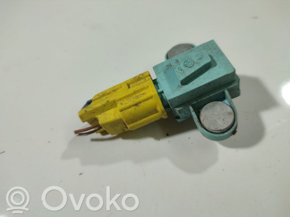 Airbagsensor Crashsensor Drucksensor   4F0955557,4F0955557,4F0955557