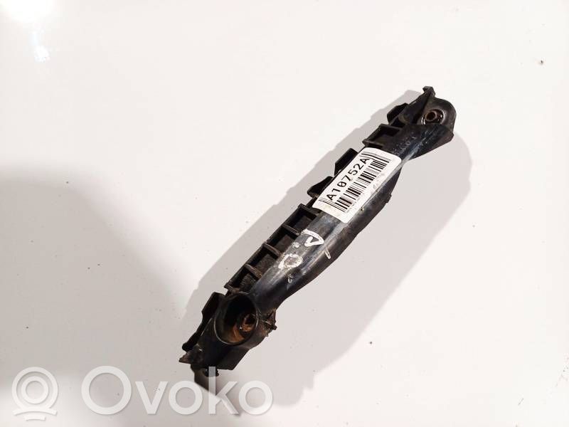 Toyota Yaris Staffa di rinforzo montaggio del paraurti anteriore 