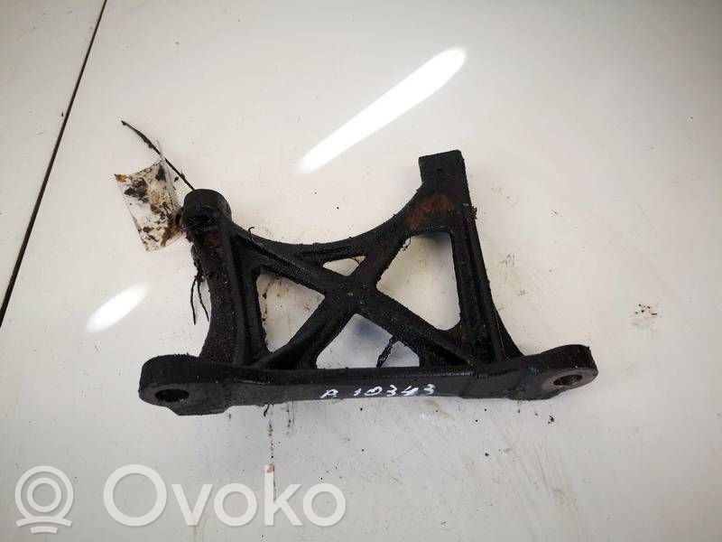 Toyota Corolla E120 E130 Suport motor 
